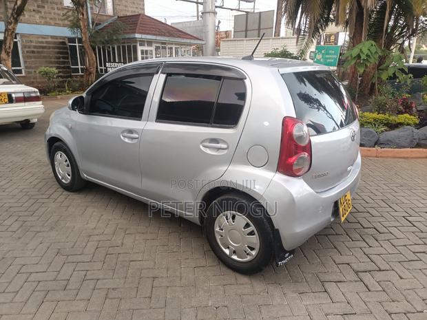 Toyota Passo 2014 Silver