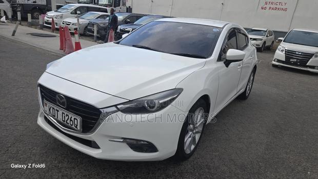 Mazda Axela 2017 White