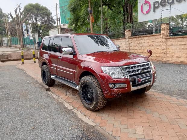 Mitsubishi Pajero 2015 Red