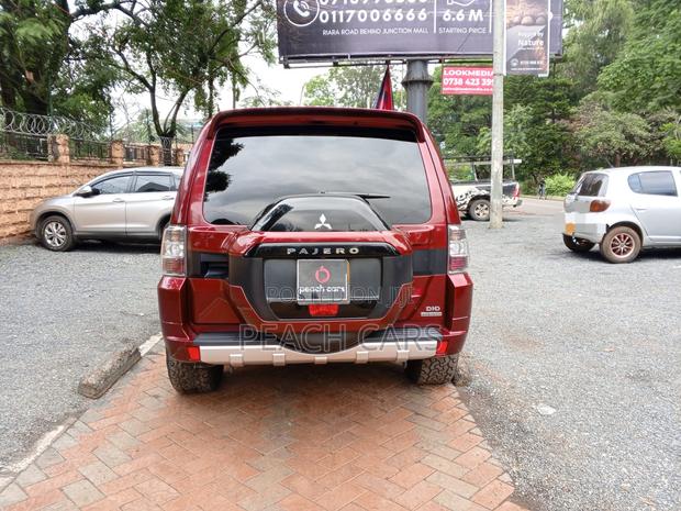Mitsubishi Pajero 2015 Red