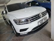 Volkswagen Tiguan 2018 White for sale