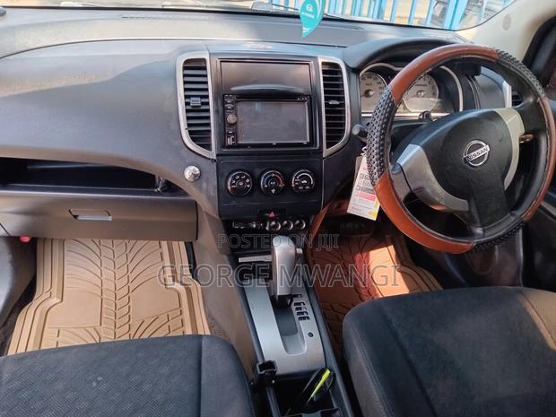 Nissan Wingroad 2014 Silver