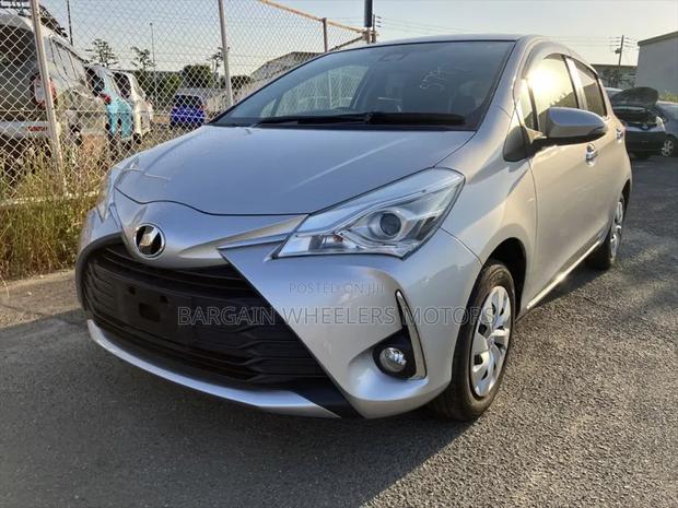 Toyota Vitz 2019 Teal