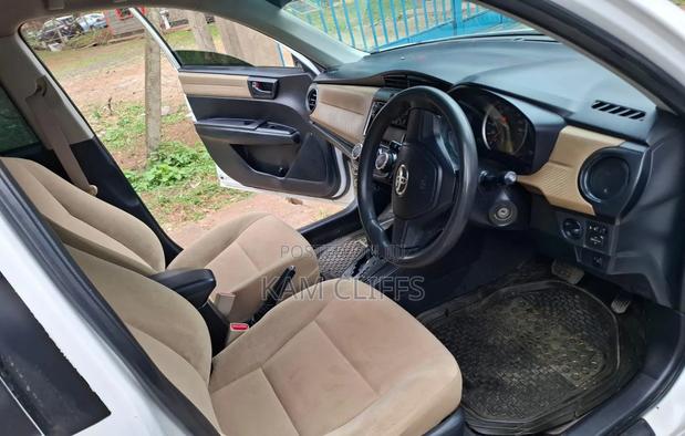 Toyota Axio 1.5 X 2WD 2014 Black