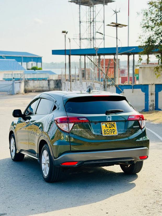 Honda Vezel 2016 Gray