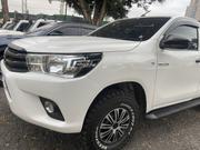 Toyota Hilux 2019 White for sale