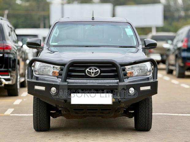 Toyota Hilux 2021