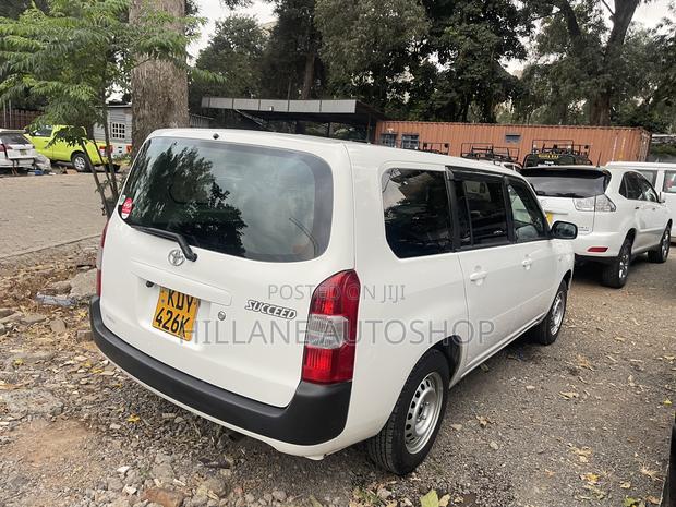 Toyota Succeed 2019 White