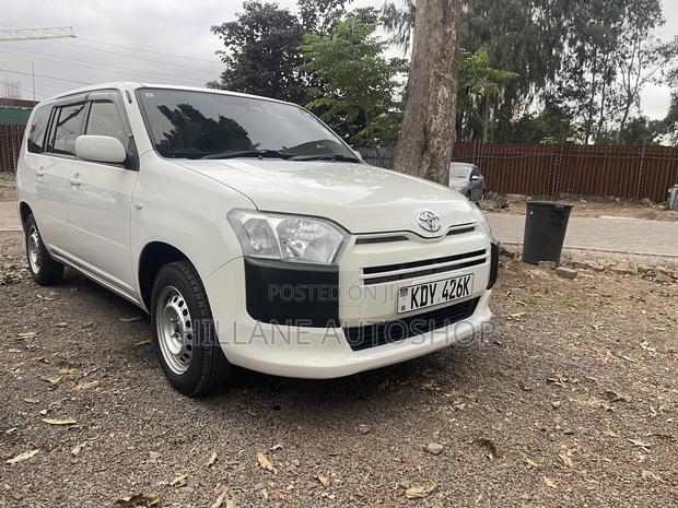 Toyota Succeed 2019 White