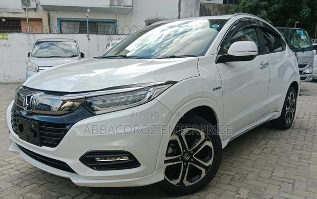 Honda Vezel 2018 White