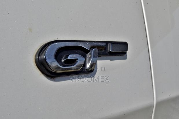 Peugeot 5008 2018 White