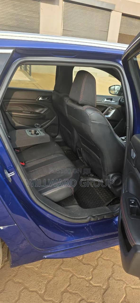 Peugeot 308 2016 Blue