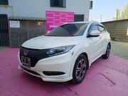 Honda Vezel 2015 White for sale