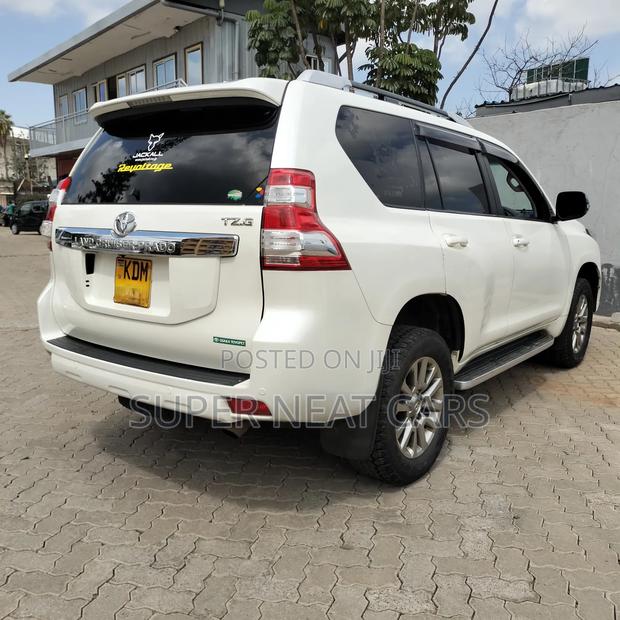 Toyota Land Cruiser Prado 2016 White