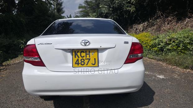 Toyota Axio 2009 White