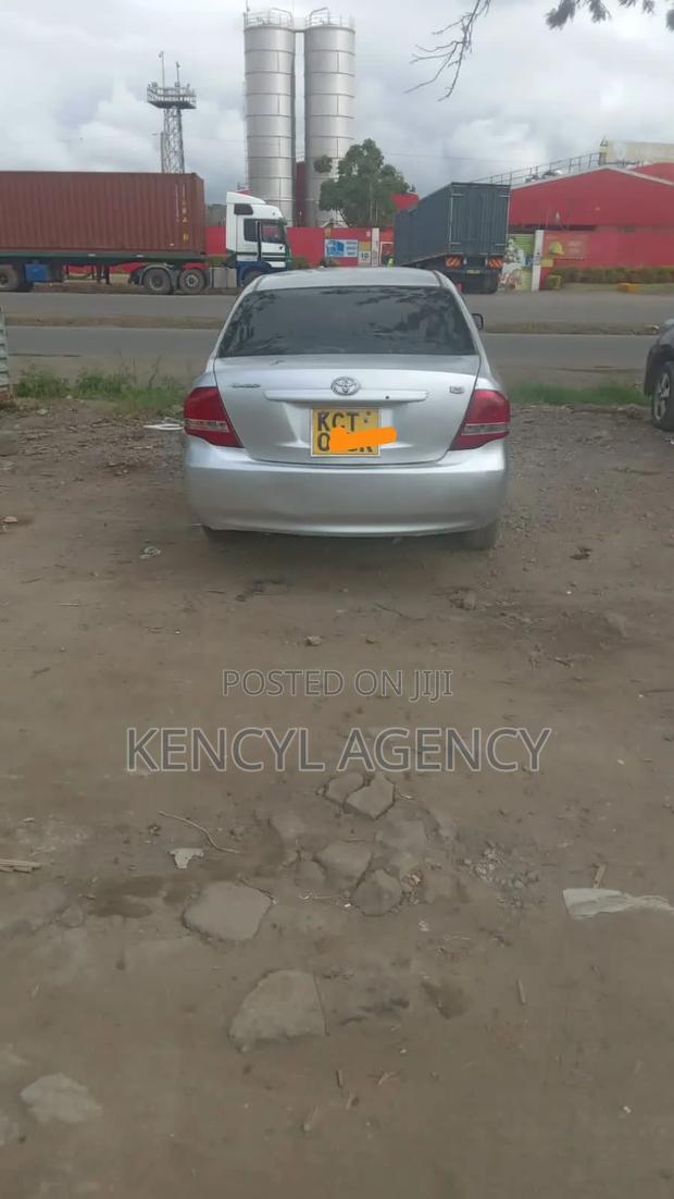 Toyota Axio 2011 Gray