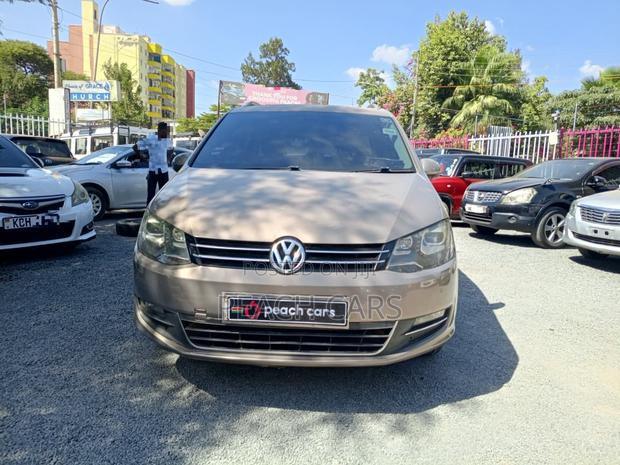 Volkswagen Sharan 2014 Gold