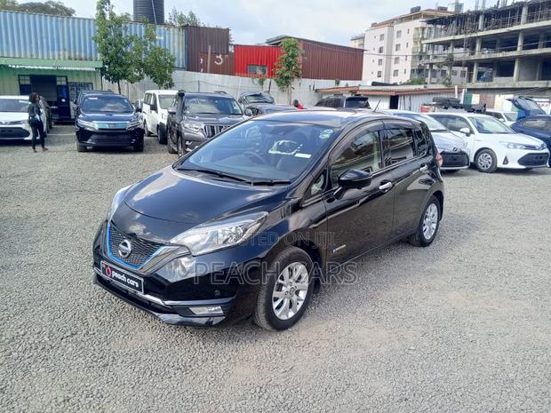 Nissan Note 2018 Black