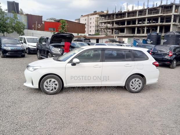 Toyota Corolla Fielder 2018 White