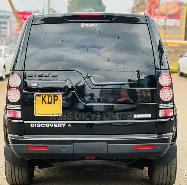Land Rover Discovery 2016 Black