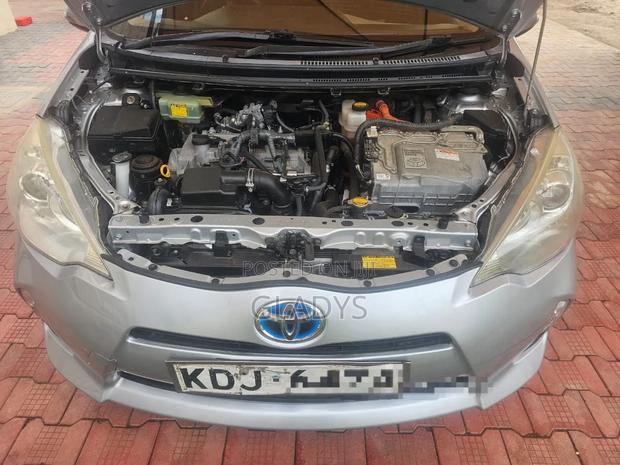 Toyota Aqua 2015 Silver