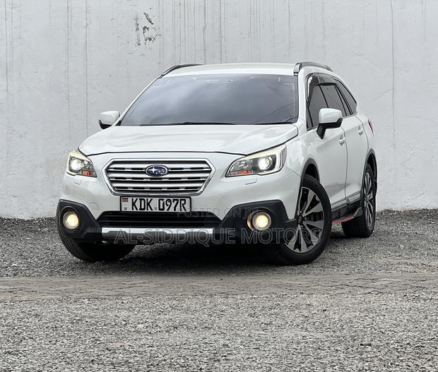Subaru Outback 2.5i AWD 2017 White