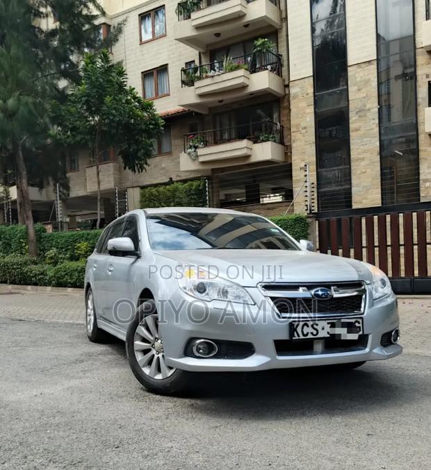 Subaru Legacy 2011 Silver