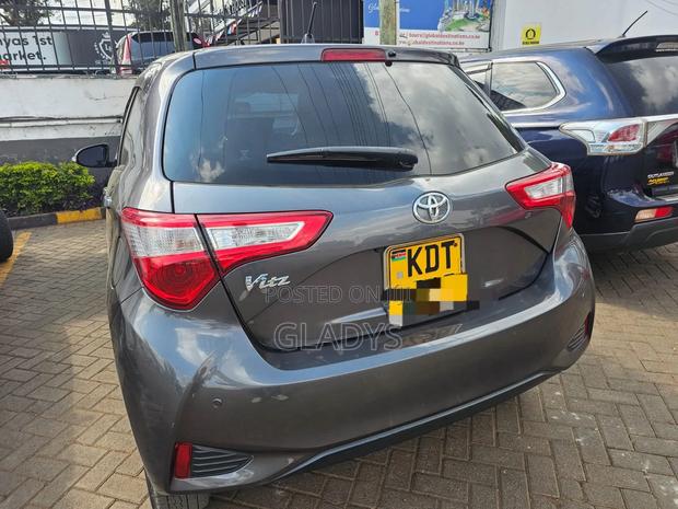 Toyota Vitz 2018 Blue