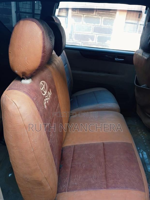 Toyota Ipsum 2007 Gray