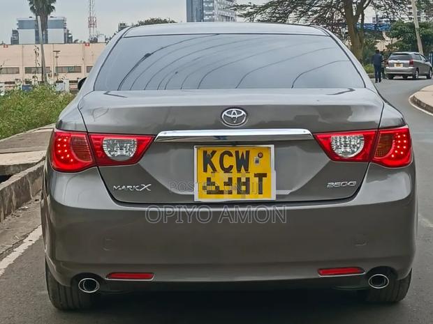 Toyota Mark X 2012 Gray