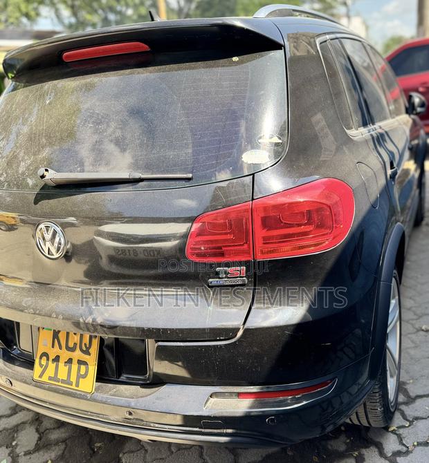 Volkswagen Tiguan 2013 Black