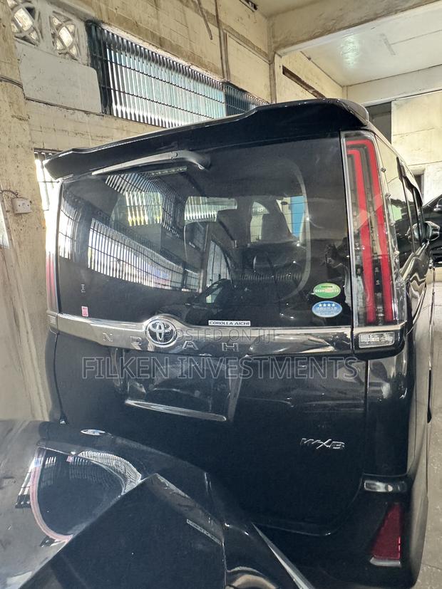 Toyota Noah 2.0 FWD (7 Seater) 2020 Black