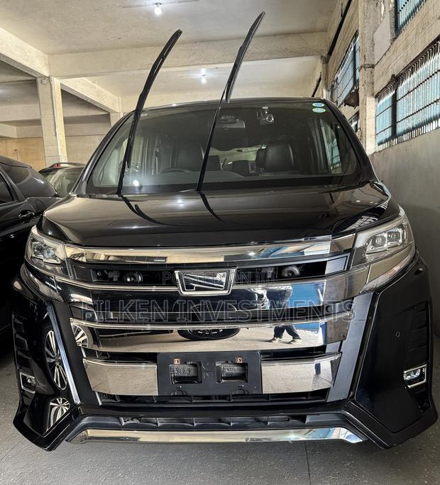 Toyota Noah 2.0 FWD (7 Seater) 2020 Black