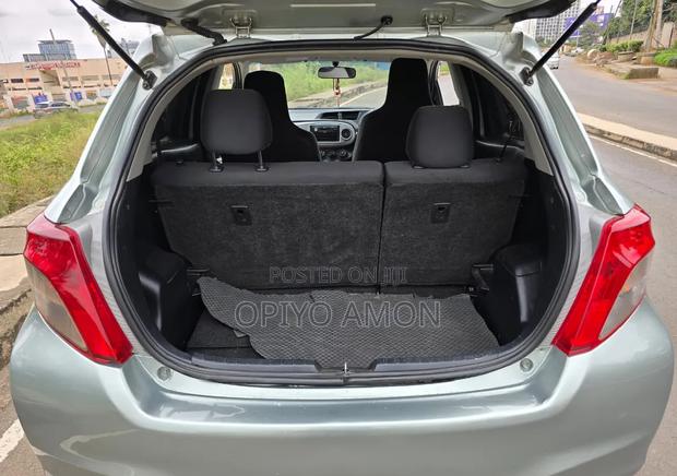 Toyota Vitz 2011 Green