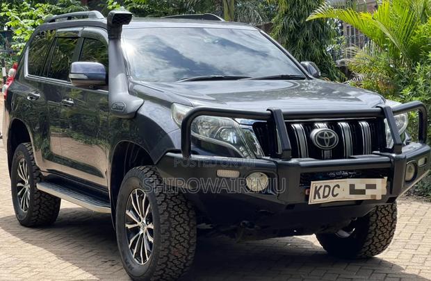 Toyota Land Cruiser Prado 2014 Gray