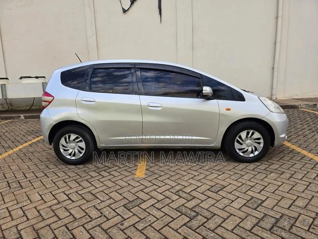 Honda Fit 2011 Silver
