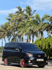 Toyota Noah 2013 Black for sale