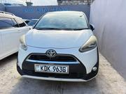 Toyota Sienta 2016 White for sale