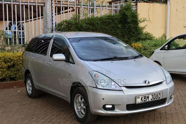 Toyota Wish 2003 Silver