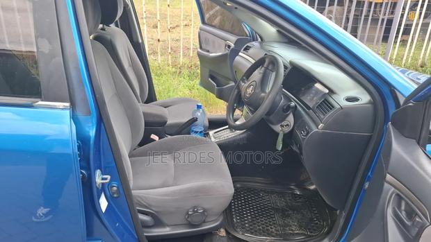 Toyota Corolla RunX 2005 Blue
