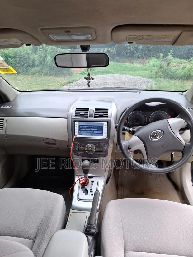 Toyota Axio 2011 Gray