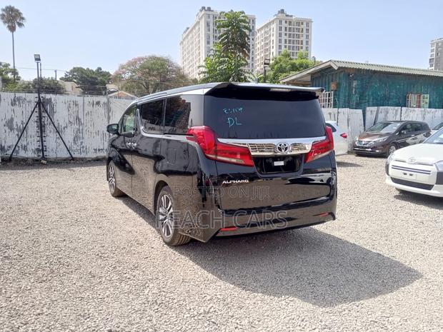 Toyota Alphard 2019 Black