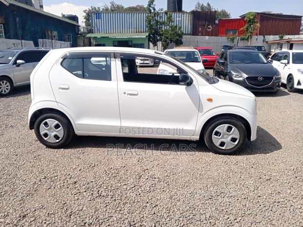 Suzuki Alto 2018 White