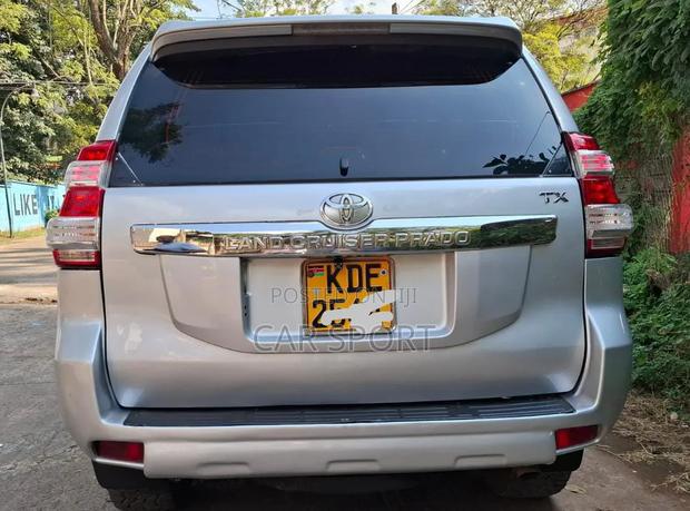 Toyota Land Cruiser Prado 2015 Silver