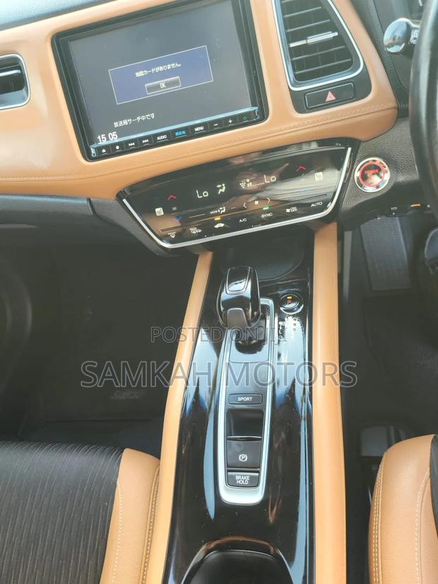 Honda Vezel 2020 Black