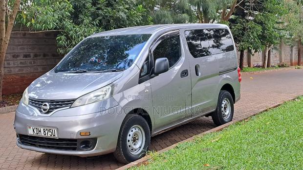 Nissan NV200 2015 Gray