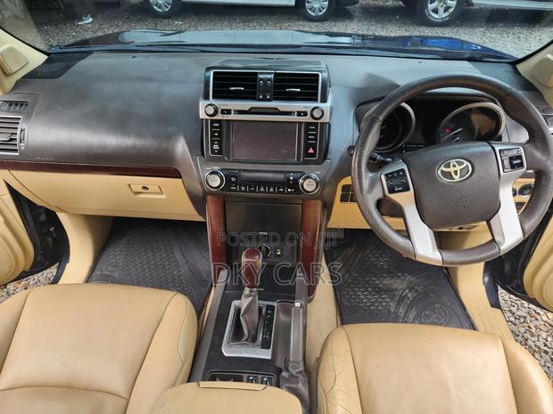 Toyota Land Cruiser Prado 2014 Black