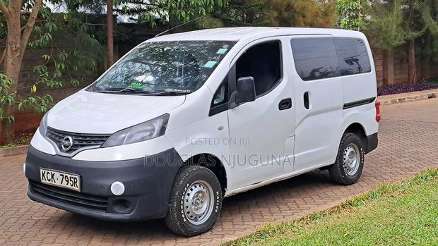 Nissan NV200 2010 White