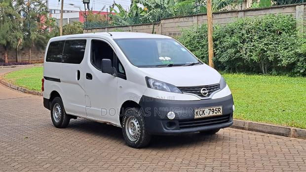 Nissan NV200 2010 White