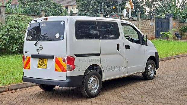 Nissan NV200 2010 White